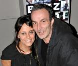 Koxie et Pascal Sellem lors de la soirée organisée afin de célébrer le succès de la websérie Buzz moi ainsi que la sortie du single de Koxie Le Prince Charmant et enfin son anniversaire le 26 février 2011 au Café Baci à Paris
