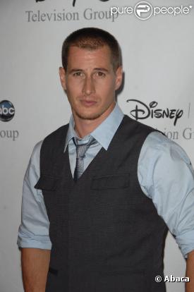 Brendan Fehr... encore papa !