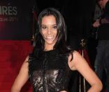 Shy'm, sur le tapis rouge de la seconde cérémonie 2011 des Victoires de la Musique, mardi 1er mars à Paris.