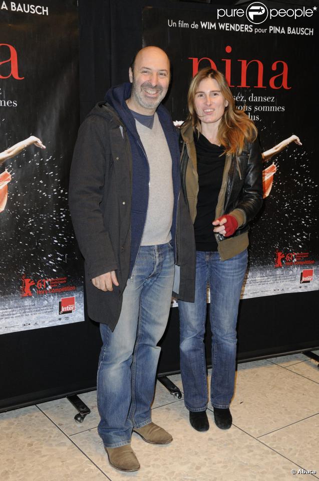 Cédric Klapisch et sa compagne Lola Doillon lors de l'avant-première du film Pina au théâtre de la Ville à Paris le 2 mars 2011