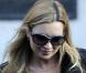 Kate Moss à la sortie d'un restaurant londonien le 4 mars 2011
