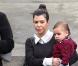 Kourtney Kardashian et son fils Mason dans Beverly hills avec un ami (25 février 2011)