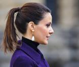 La princesse Marie de Danemark, à l'occasion d'un événement organisé au château de Kronborg par l'Unesco, a lu un conte d'Andersen à des écoliers...