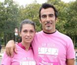 Adeline Blondieau et son fiancé Laurent courent contre le cancer du sein, en octobre 2009. 