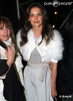 Katie Holmes de sortie à New York le 15 mars 2011