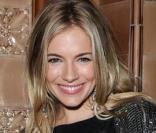 Sienna Miller lors de la soirée après la présentation en avant-première de Flare Path à Londres le 10 mars 2011
