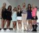 Maria Sharapova au lancement de l'émission Xperia HotShots, à Miami le 20 mars 2011 - ici avec les candidates Alizé Cornet, Dominika Cibulkova, Sabine Lisicki, Heather Watson, Sorana Cirstea et Bethanie Mattek-Sands