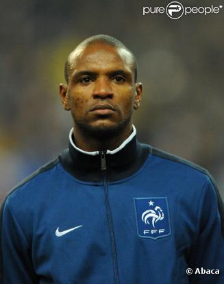 Eric Abidal, lors du match France-Brésil du 9 février 2011, au Stade de France.