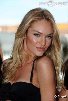 Candice Swanepoel lors de la présentation des maillots Victoria's Secret. Collection été 2011