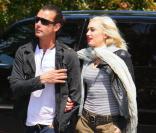 Gwen Stefani et son époux Gavin Rossdale ont déposé leurs enfants à un anniversaire,  à Los Angeles le 3 avril 2011