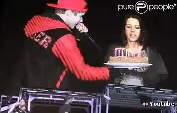 Justin Bieber et sa mère lors du concert à Berlin le samedi 2 avril 2011