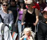 Kingston et Zuma ont passé la journée au zoo (10 avril 2011 à Los Angeles)