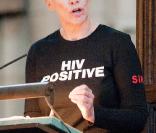 Annie Lennox (photo : le 14 mars 2011 à Westminster, à Londres) recevra le 1er juillet 2011 le Silver Clef award en reconnaissance de l'ensemble de son oeuvre, musical et philanthropique.