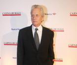 Michael Douglas lors de la soirée du 120e anniversaire du Carnegie Hall à New York le 12 avril 2011