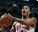 La star des Chicago Bulls Derrick Rose participera aux playoffs 2011 de la NBA