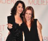 Léa Drucker et Zabou Breitman, élégantes, ont ouvert la cérémonie des Molières 2011 avec le spectacle Jeux de scène, le 17 avril.