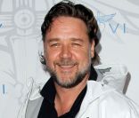 Russell Crowe va passer derrière la caméra pour réaliser <em>77</em>, d\'après James Ellroy.
