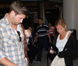 Kristin Cavallari et son fiancé Jay Cutler arrivent à Los Angeles après leur escapade au Mexique, le 26 avril 2011