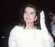 Jackie Kennedy était elle aussi une icône de mode. Fourreau blanc et brushing parfait... Kate Middleton s'inspire aussi de la femme du président américain. Etats-Unis, 1969 