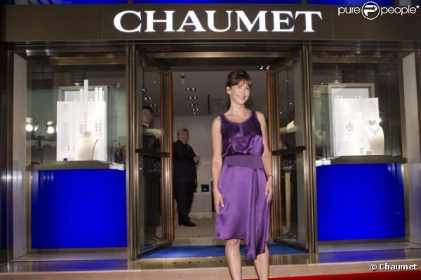 Sophie Marceau radieuse lors de la soirée Chaumet à Hong Kong le 28 avril 2011 