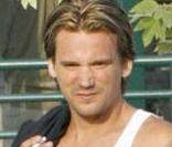 Sean Stewart s'en tire bien...