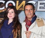 Julien Clerc et sa compagne Hélène Grémillon le 23 octobre 2009 à Paris<br />