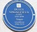 Robin Gibb, des Bee Gees, a dévoilé une plaque commémorative en l'honneur de Dusty Springfield, à Londres le 8 mai 2011
