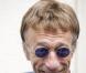 Robin Gibb, des Bee Gees, a dévoilé une plaque commémorative en l'honneur de Dusty Springfield, à Londres le 8 mai 2011