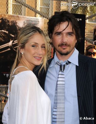 Le divorce entre Matthew Settle et son épouse Naama Nativ a officiellement été proclamé lundi 9 mai 2011.