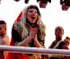 Lady Gaga ne live sur le plateau du Grand Journal , à Cannes, le 11 mai 2011.