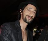 Adrien Brody lors de la soirée Montblanc à Cannes le 13 mai 2011 <br />