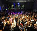 C\'est la folie au VIP Room de Cannes, en plein Festival international du film, vendredi 13 mai 2011.