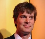 Peter Krause était là aussi. Le 16 mai à l'Hotel Hilton de New York, toute la famille NBC était  réunie pour clore la saison 2011 et présenter celle de l'année  prochaine. Et quelle famille !