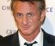 Sean Penn lors du dîner de charité Cinema for Peace donné en son honneur , le 18 mai 2011. Hôtel Carlton à Cannes