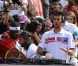 Pour que Bob Sinclar puisse jouer un peu, Novak Djokovic n'a pas hésité à prendre le relais aux platines !
Samedi 21 mai 2011, chaude ambiance à la Porte d'Auteuil, pour l'ouverture des Internationaux de France de Roland-Garros !