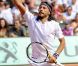 Bob Sinclar n'a pas tenu que les platines, mais aussi la raquette !
Samedi 21 mai 2011, chaude ambiance à la Porte d'Auteuil, pour l'ouverture des Internationaux de France de Roland-Garros !