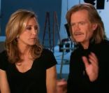 Felicity Huffman et William H. Macy dans les coulisses de leur séance photo pour la campagne Got Milk ? Les acteurs semblent s'être beaucoup amusés.  