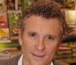 Denis Brogniart, à Paris, le 28 mars 2010.