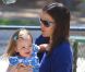 Jennifer Garner joue avec sa fille Seraphina dans un parc de Santa Monica, le 19 mai 2011.