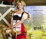 En 2008, Heidi Klum s'était métamorphosée en paysanne allemande sexy pour promouvoir le lait.