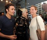 Inauguration de l'exposition  From Darkness to Light  à New York, le 2 juin 2011 : Uma Thurman, Daphne Guinness et David LaChapelle.
