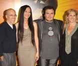 Jack Black, Jennifer Yuh, Jeffrey Katzenberg et Melissa Cobb à l'avant-première londonienne de  Kung Fu Panda 2 , au Vue Westfield à Londres