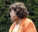 Katherine Jackson quitte la messe le 29 mai 2011 à Los Angeles