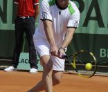 Le 4 juin 2011, Andre Agassi était de retour à Roland-Garros, 12 ans après sa victoire, le temps d\'un match exhibition avec une autre légende américaine, Jim Courier.<br />