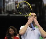 Mardi 7 juin 2011, Andre Agassi a encore fait le show, avec sa femme Steffi Graf, et Jiri Novak et Jana Novotna, lors d\'une exhibition à l\'O2 Arena de Prague.