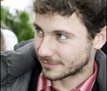 Romain Colucci, inauguration de la place Coluche à Paris, le 29 octobre 2006.