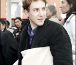 Marius Colucci, inauguration de la place Coluche à Paris, le 29 octobre 2006.