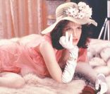 Courtney Love dans  Larry Flynt .