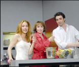 Danièle Evenou, Julia Duchaussoy, et Jean-Baptiste Martin  sur scène, ça vaut le détour !