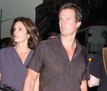 Cindy Crawford et son époux Rande Gerber dans les rues de New York après  avoir assisté au spectacle The Book of Mormon sur Broadway. Juin 2011,  New York